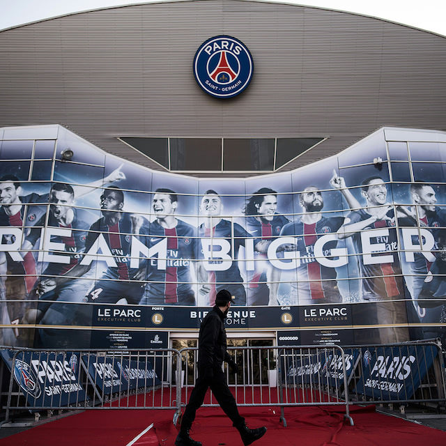 11 idées de cadeaux incontournables pour un fan du PSG